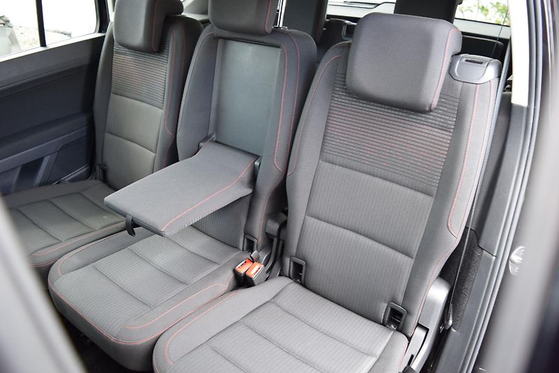 Volkswagen Touran (2017) 1.4TSI 110kw 7MÍST CLBMT NAVI - fotka 15 z 50