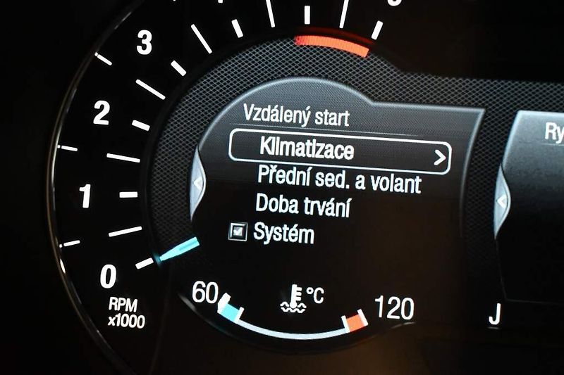 Ford S-MAX (2022) 2.0 140 KW LED ACC Tažné Kamer - fotka 30 z 36