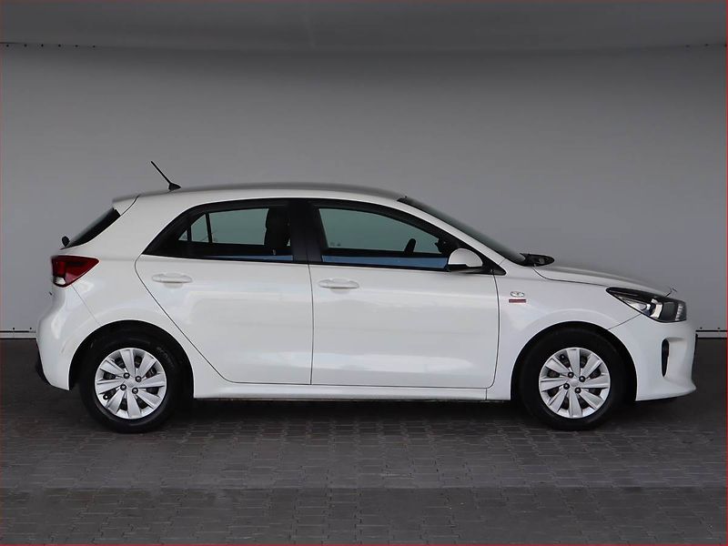 Kia Rio (2017) 1.25 CVVT, Serv.kniha - fotka 6 z 18