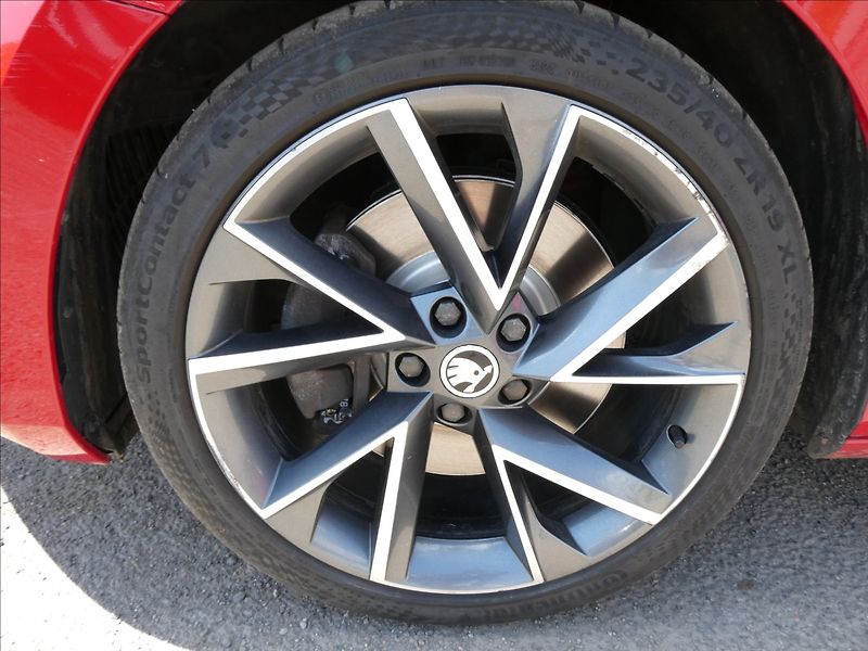Škoda Superb 2,0 TSi SPORTLINE,1maj.,webast - fotka 17 z 50