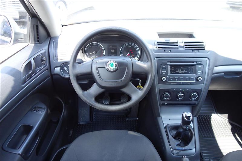 Škoda Octavia 1,2 TSi, ČR, KLIMA, PRIMA. - fotka 17 z 34