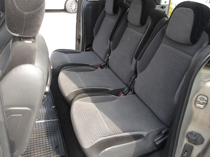 Peugeot Partner Tepee 1,6HDi ČR 2xŠOUP. STK05/2028! - fotka 16 z 23