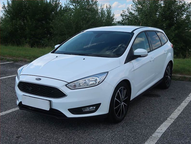 Ford Focus (2016) 1.5 TDCi, Tempomat - fotka 2 z 14