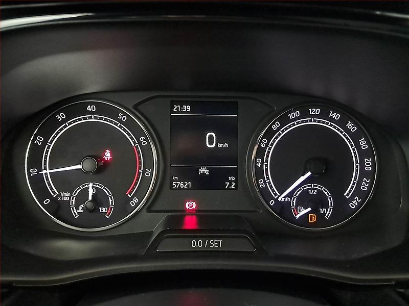Škoda Fabia (2022) Ambition 1.0 TSI, ČR,1.maj - fotka 11 z 17