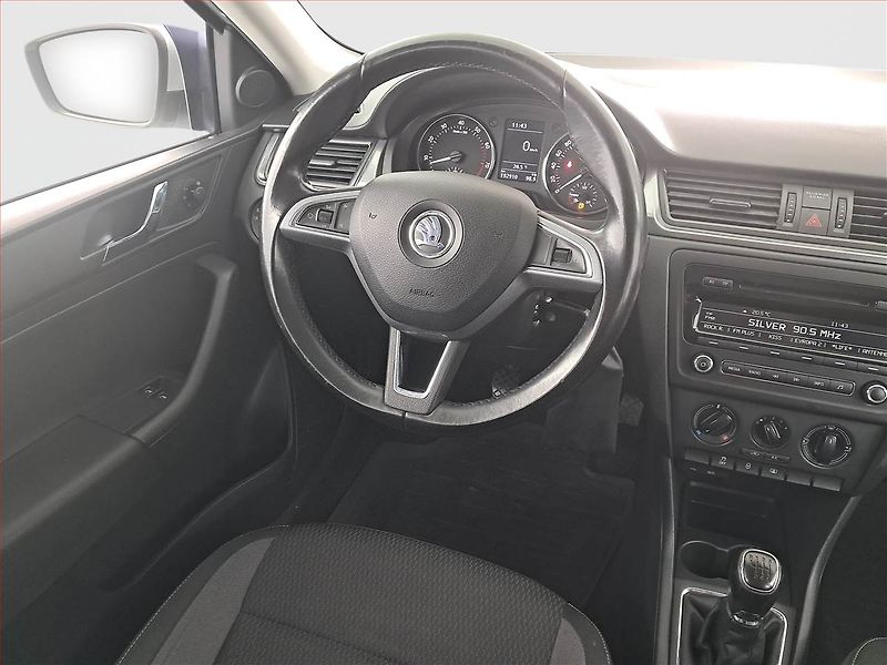 Škoda Rapid (2014) Spaceback 1.2 TSI - fotka 7 z 16