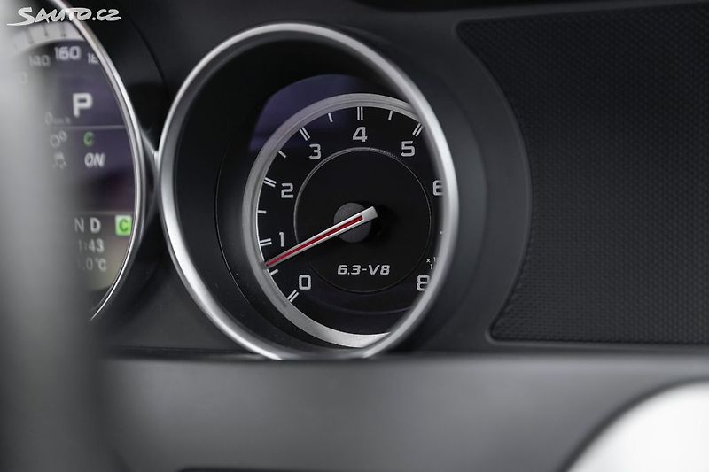 Mercedes-Benz Třídy C 63AMG Coupe*krásný stav*Servis - fotka 45 z 50