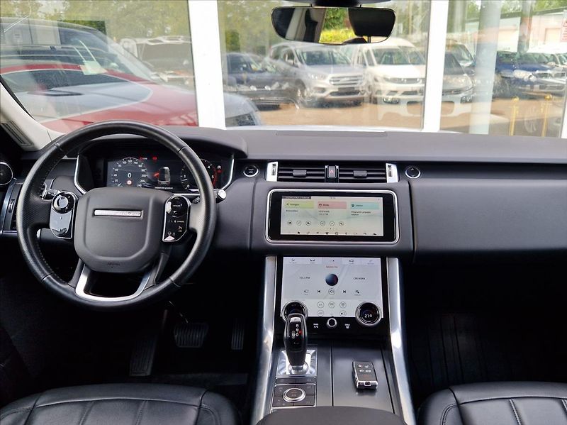 Land Rover Range Rover 3,0 TDV6 HSE PO VELK. SERVISU - fotka 22 z 48