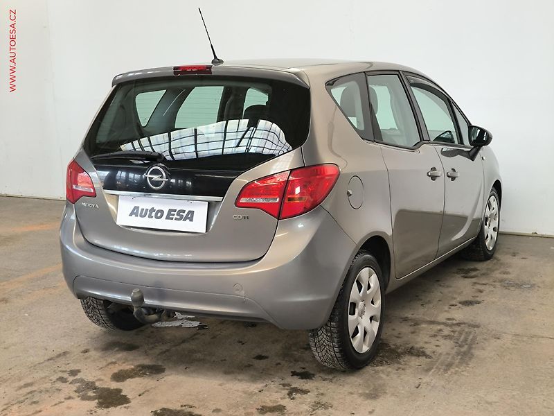 Opel Meriva (2010) 1.7 CDTi, AC, výhřev sed - fotka 6 z 17
