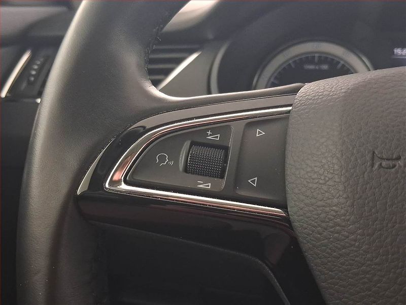 Škoda Octavia (2019) Style 1.5 TSI, Serv.kniha - fotka 22 z 25