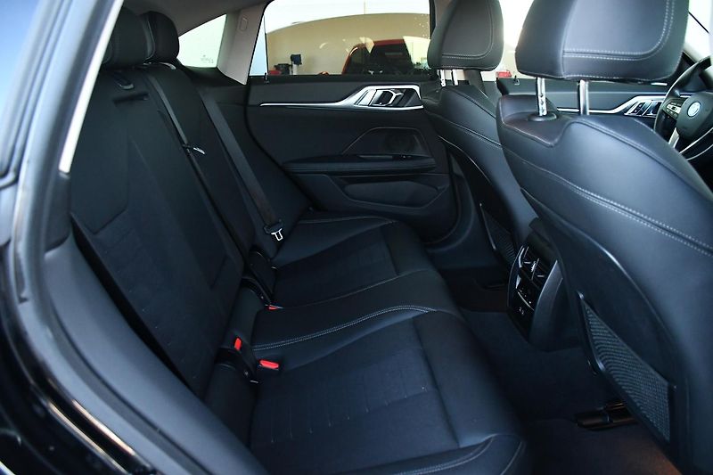 BMW i4 eDrive40 NAV REZERVACE - fotka 21 z 41