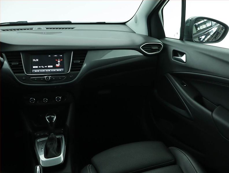 Opel Crossland X (2021) Elegance 1.2 Turbo, Automat - fotka 8 z 15