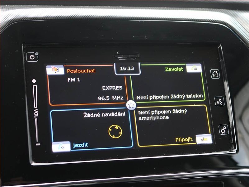 Suzuki Vitara (2023) Elegance 1.4 BoosterJet - fotka 12 z 18