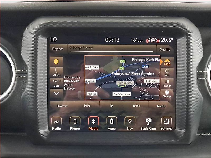 Jeep Wrangler (2019) 3.6 V6 - fotka 16 z 18
