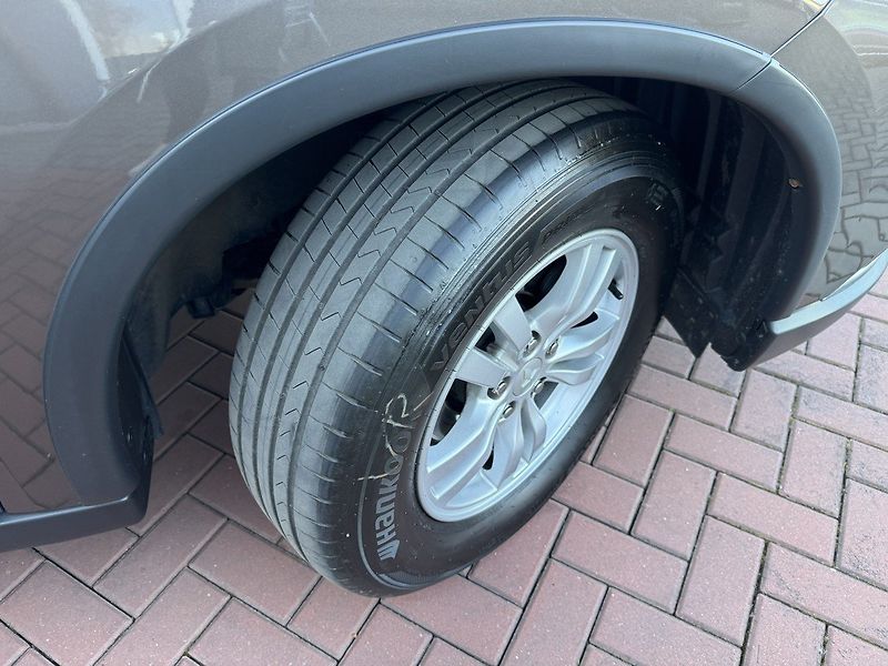 Mitsubishi Outlander (2019) 2.0i Mivec Digi Klima Kamera - fotka 45 z 48