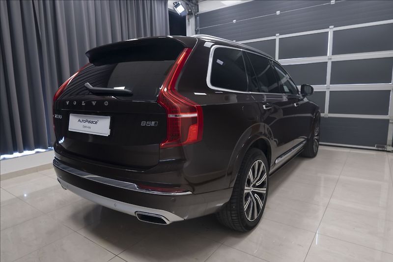 Volvo XC90 2,0 B5 AWD INSCRIPTION 7 MÍST - fotka 4 z 47