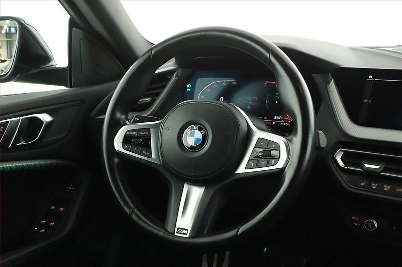 BMW Řada 2 (2021) M Paket 218i Gran Coupé - fotka 18 z 19