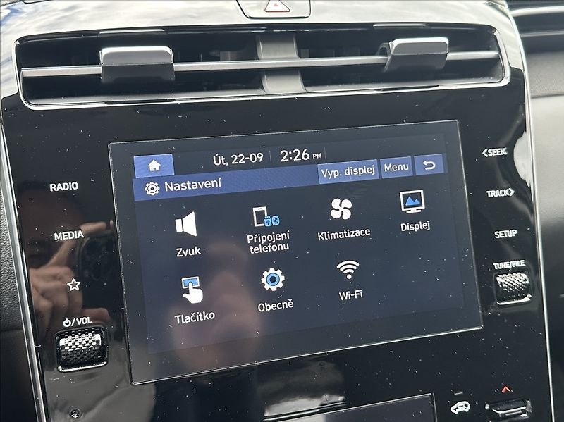 Hyundai Tucson 1,6 T-GDI 150PS  Smart A/T - fotka 35 z 55