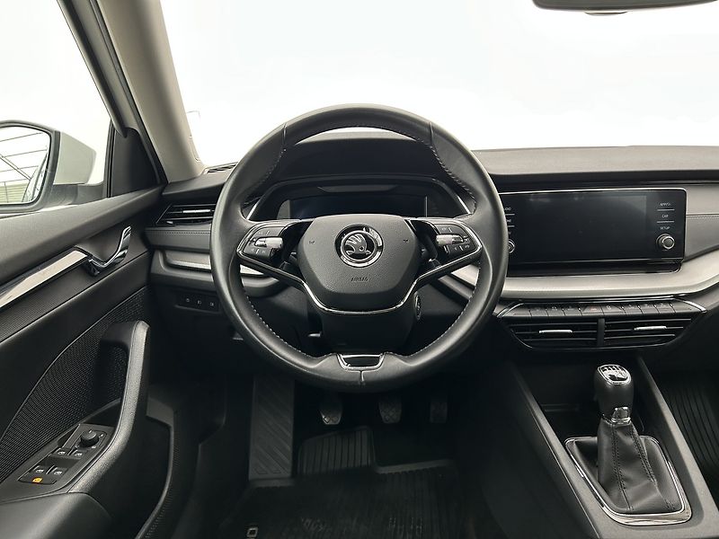 Škoda Octavia 1.5 TSI  Ambition   Plus - fotka 5 z 30