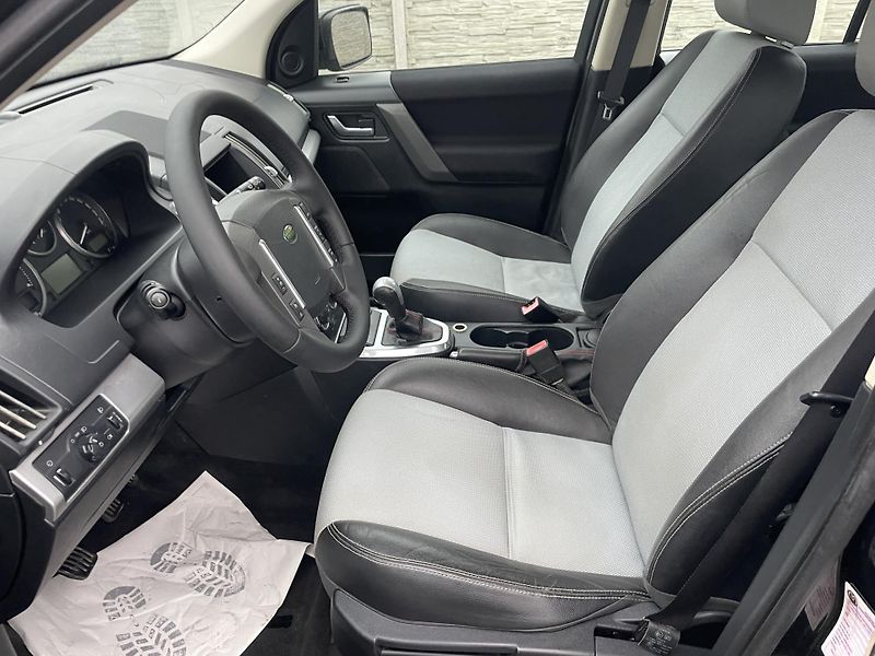 Land Rover Freelander 2.2TD4 160PS 4x4 136TKM SPORT! - fotka 102 z 201