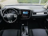 Mitsubishi Outlander 2.0i MANUÁL 1.MAJITEL SERVISKA - náhled 22