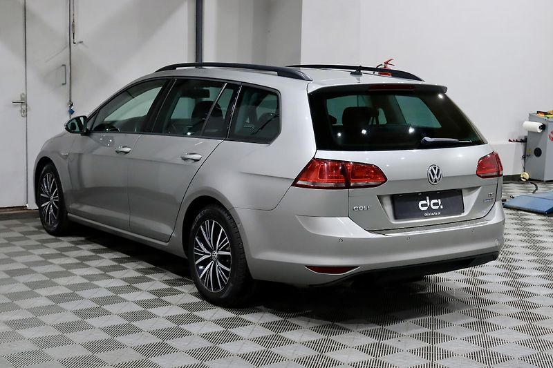 Volkswagen Golf 7 Variant 1.4 TSI 90 kW - fotka 5 z 37