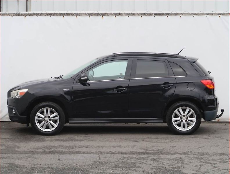Mitsubishi ASX (2011) 1.8 DI-D MIVEC, 4X4 - fotka 3 z 18