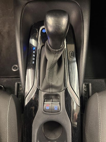 Suzuki Swace 1.8 Hybrid Comfort+ 72kW - fotka 14 z 22