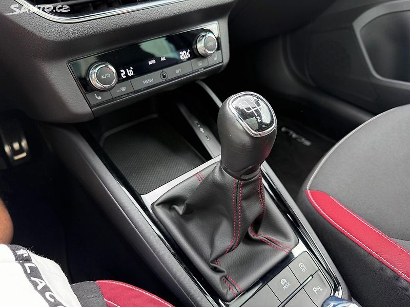 Škoda Scala (2021) Monte Carlo / 1.0 tsi / DPH - fotka 19 z 22