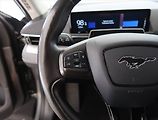 Ford Mustang Mach-E (2021) Standard Range RWD, SoH 94% - náhled 25
