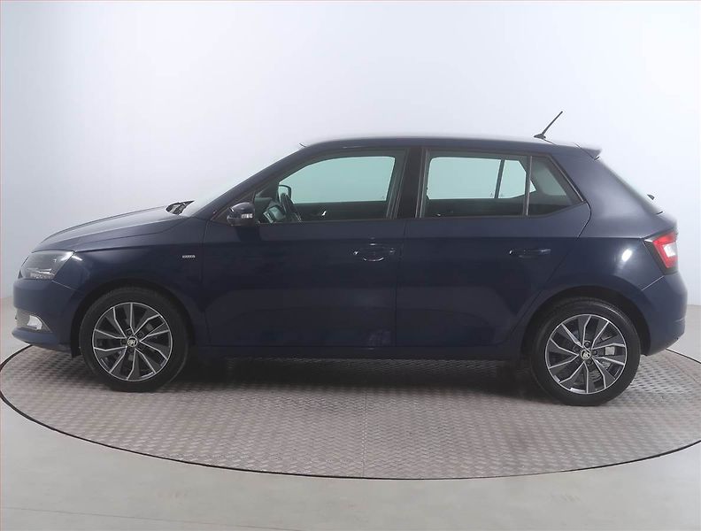 Škoda Fabia (2017) Drive 1.0, Serv.kniha - fotka 3 z 15