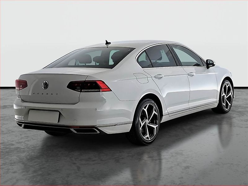 Volkswagen Passat (2020) 1.5 TSI, Automat, Kůže, Navi - fotka 5 z 18