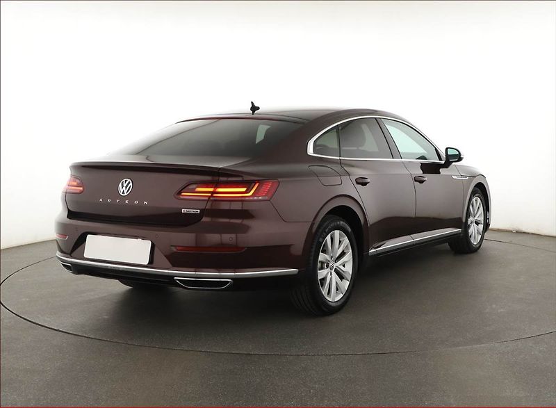 Volkswagen Arteon (2018) Elegance 2.0 BiTDI 4Motion - fotka 5 z 20