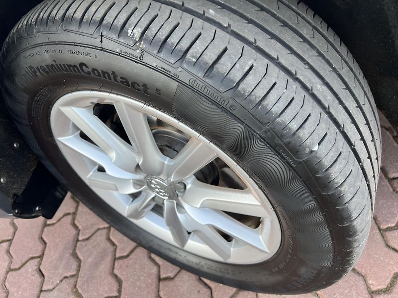 Audi Q3 2.0TDI 110KW,4x4,NAVI,TZ,LED,1 - fotka 49 z 55