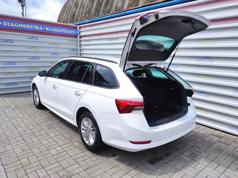 Škoda Octavia 2,0TDi 85kW, Ambition Plus, ČR - fotka 5 z 29