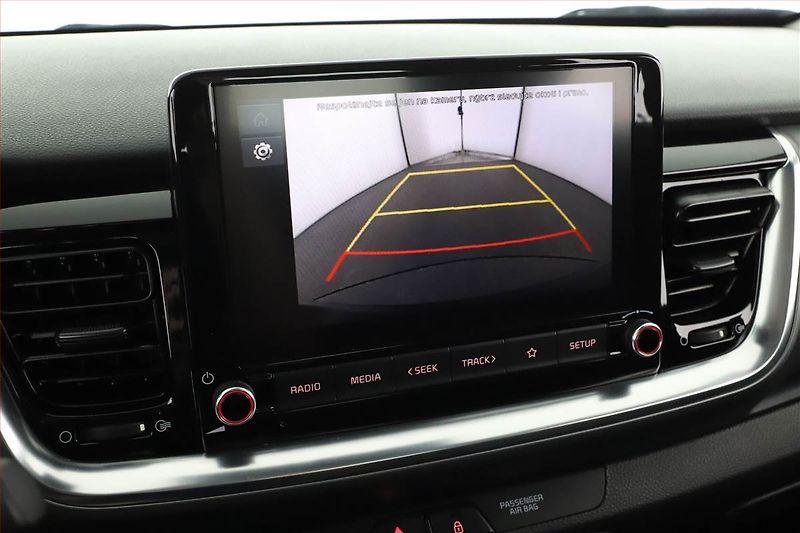Kia Stonic (2023) Exclusive 1.0 T-GDI, EXCLUSIVE - fotka 13 z 21