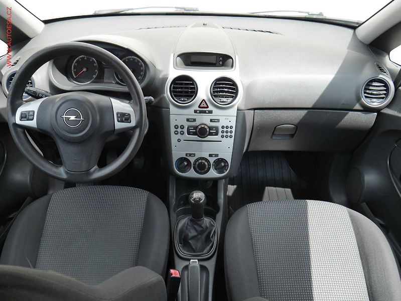 Opel Corsa (2012) 1.0i, ČR, AC, temp - fotka 8 z 18