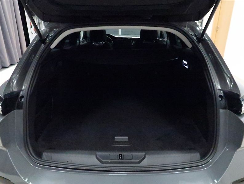 Peugeot 308 1,2 PT ALLURE NAVI KAMERA ČR - fotka 41 z 46