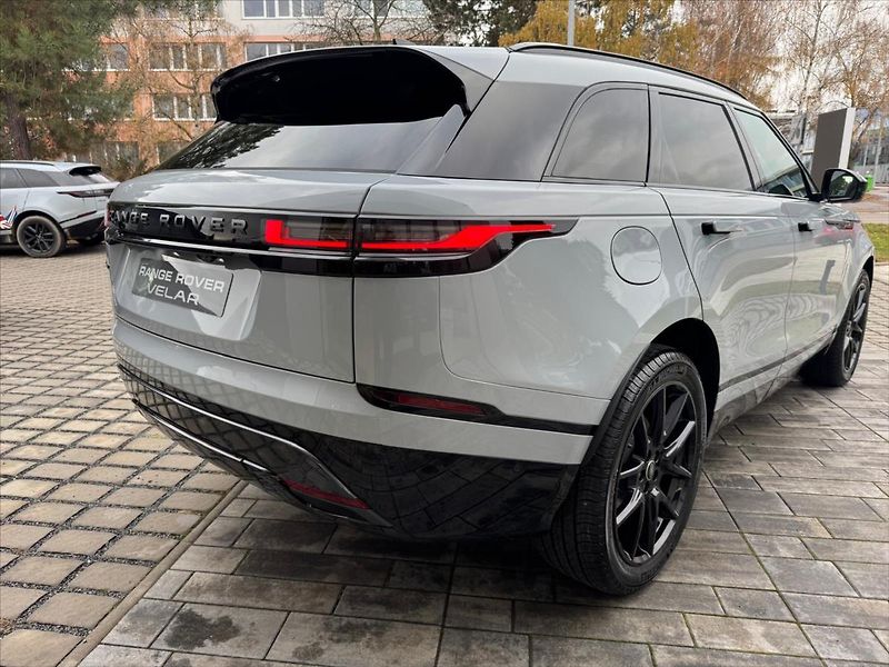 Land Rover Range Rover Velar 2,0 D200 DYNAMIC SE AWD - fotka 10 z 33