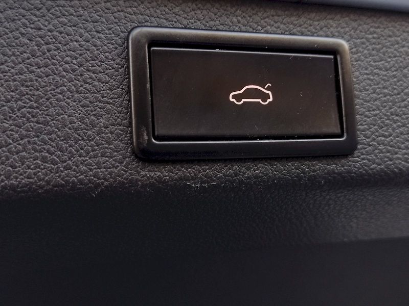 Škoda Superb (2018) Combi Style  Plus 2,0 Tdi 110 - fotka 43 z 46