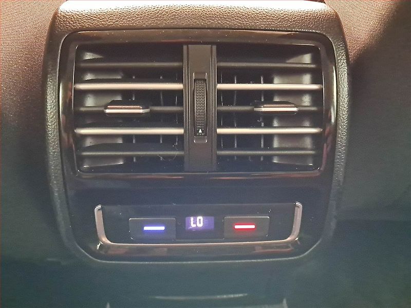 Volkswagen Passat (2015) Comfortline 2.0 TDI, Automat - fotka 20 z 20