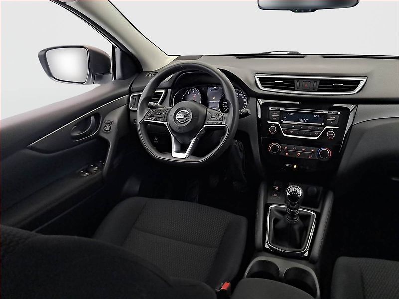 Nissan Qashqai (2018) 1.2 DIG-T, Serv.kniha - fotka 7 z 18