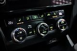 Škoda Octavia 3 FL Combi 2.0 TSI 169 kW RS - náhled 34