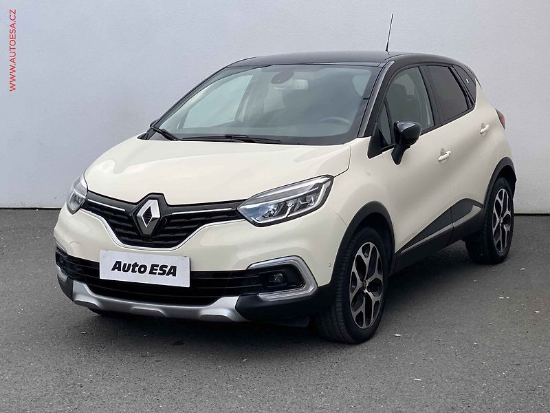 Renault Captur (2017) 1.2 TCe, Intense, AT, navi - fotka 3 z 17