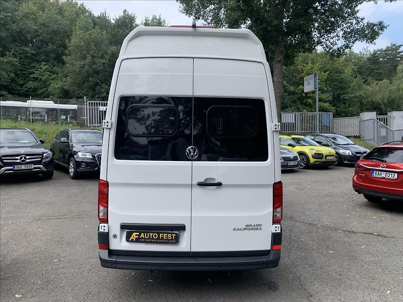 Volkswagen Grand California - fotka 6 z 19