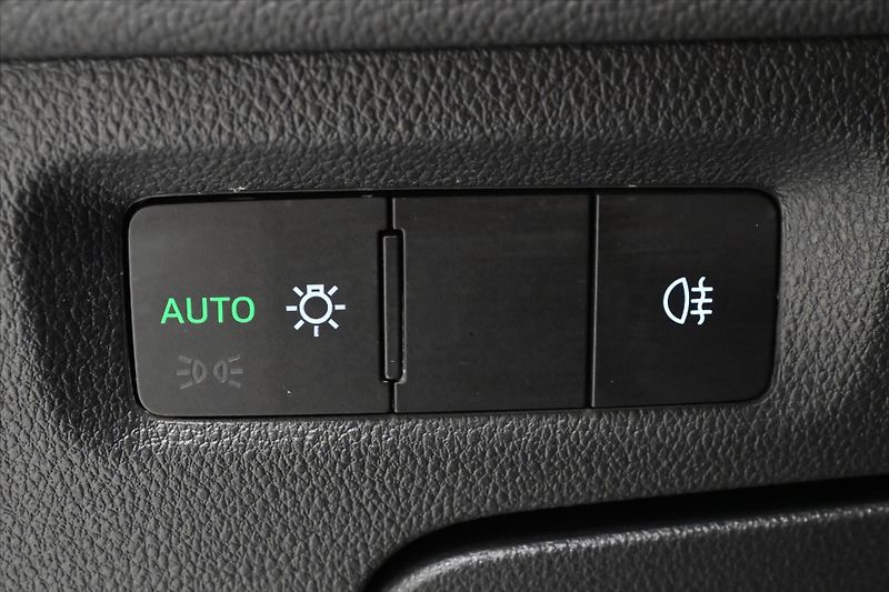 Škoda Octavia 2,0 TDI 110 kW DSG NAVIGACE Zá - fotka 26 z 30