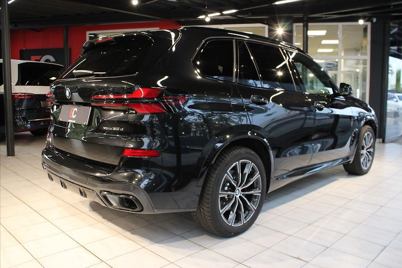 BMW X5 xDrive30d M Sport Pro DAProf/N - fotka 6 z 37