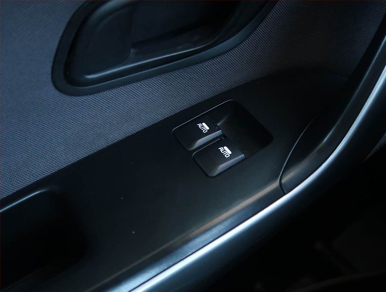 Kia Ceed (2013) 1.4 CVVT, ČR,1.maj, Serv.kniha - fotka 16 z 17