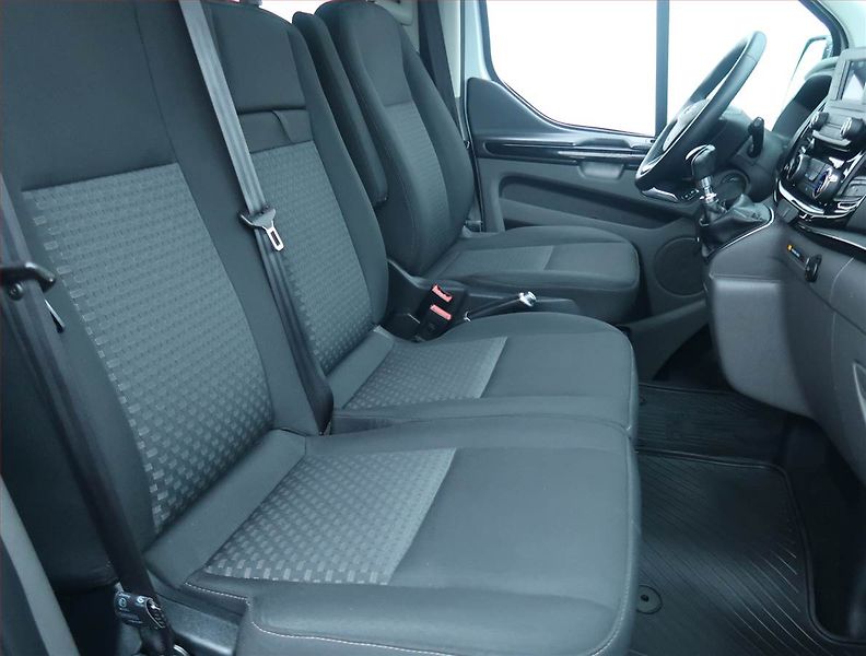 Ford Tourneo Custom (2023) Trend 2.0 EcoBlue mHEV, 1Maj - fotka 8 z 15