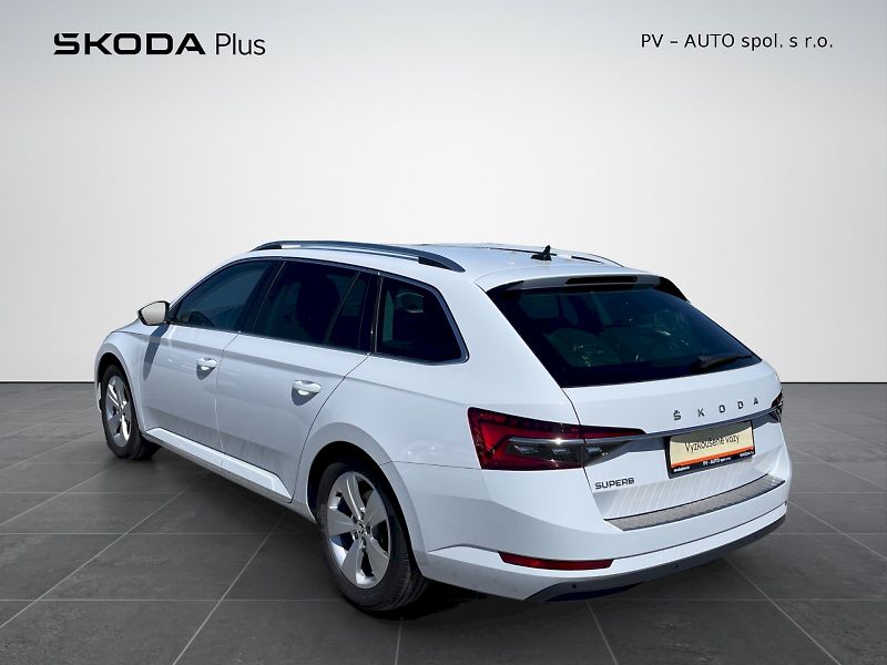 Škoda Superb (2023) 2.0 TDI 110kW DSG Style Plus c - fotka 27 z 35