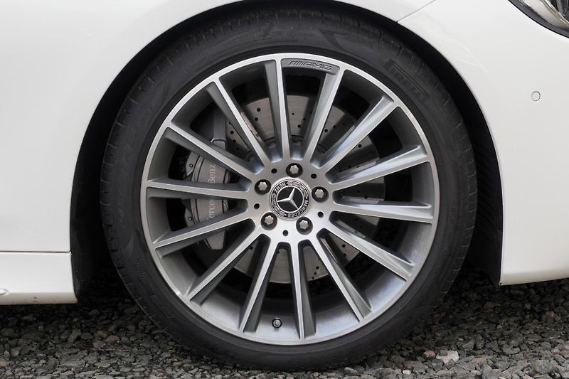 Mercedes-Benz Třídy S S560 Coupe 4Matic, ČR, Masáže - fotka 12 z 44